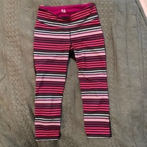 Women’s Gap Fit Capri Leggings